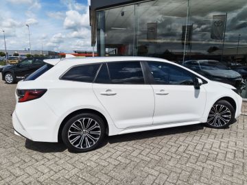 Toyota Corolla Touring Sports